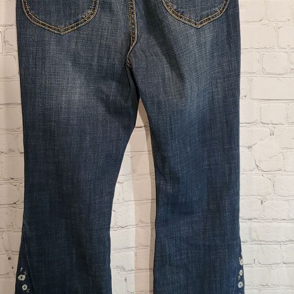 Wrangler embroidered flare leg jeans size 3 - Picture 8 of 13